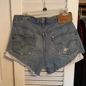 Levi’s 501 Cut Off Shorts